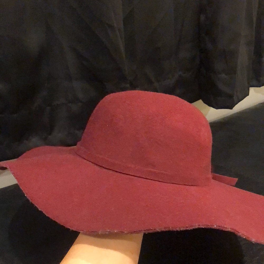 Floppy Burgundy hat